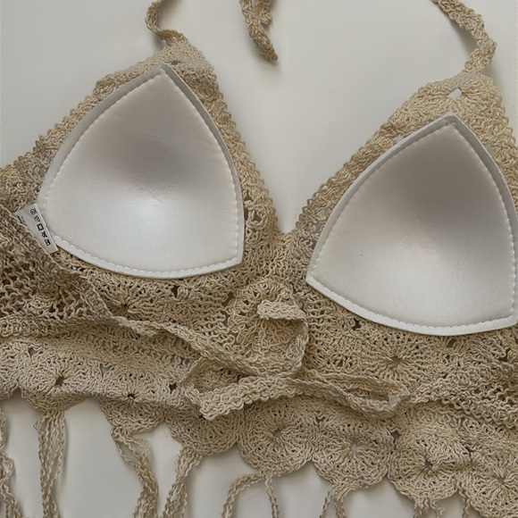 Shenhe Bohemian Crochet Halter Cami Tank Top in Cream - Picture 8 of 12